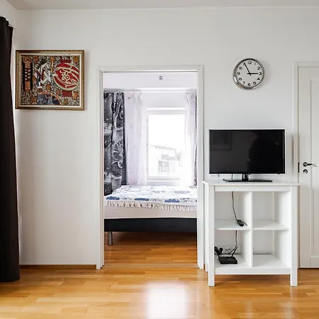 아파트 Hervanta Heat Loft - Ilmainen Wifi 탐페레
